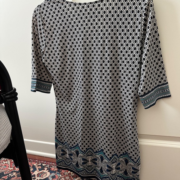 Tunic - Picture 2 of 3